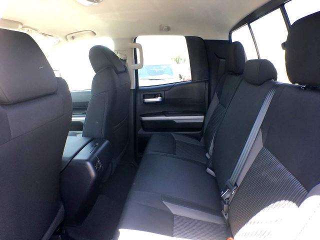 2017 Toyota Tundra SR5 5.7L V8 w/FFV